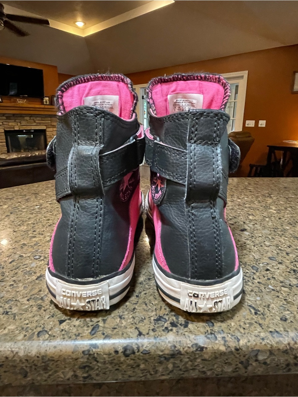 Converse Chuck Taylor Girls Brea High Top Sneakers Leather Pink Black Lace Up - Picture 8 of 10